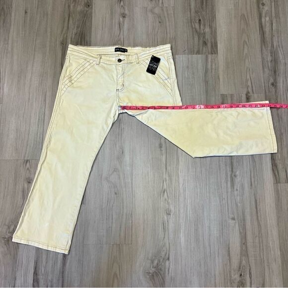 Vintage y2k Spoon capris in light yellow sz 13 low rise. - Picture 6 of 14